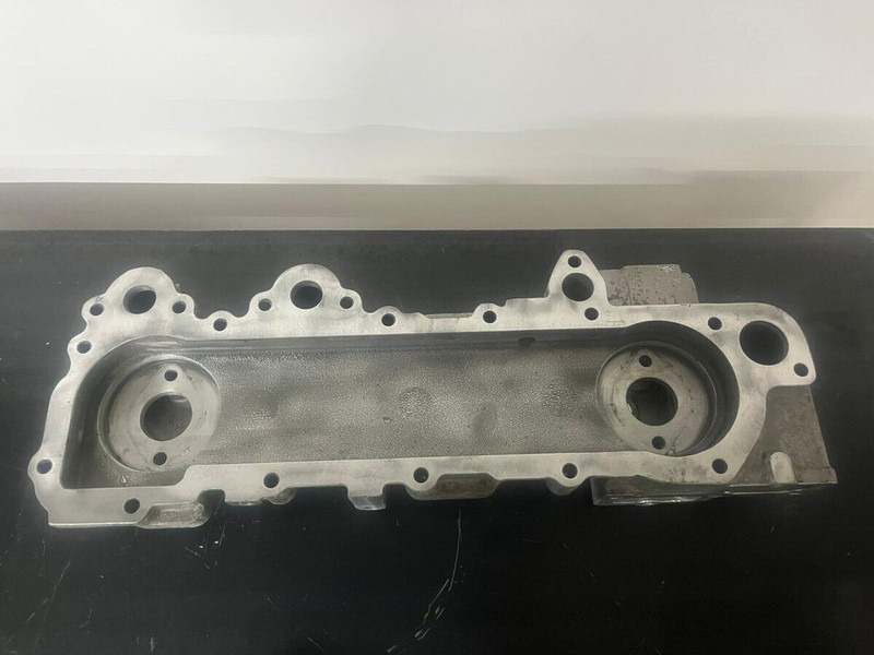 Liebherr Oliekoeler plaat + Tussenplaat D 9408 - Motor y piezas: foto 1 Liebherr Oliekoeler plaat + Tussenplaat D 9408 - Motor y piezas: foto 1