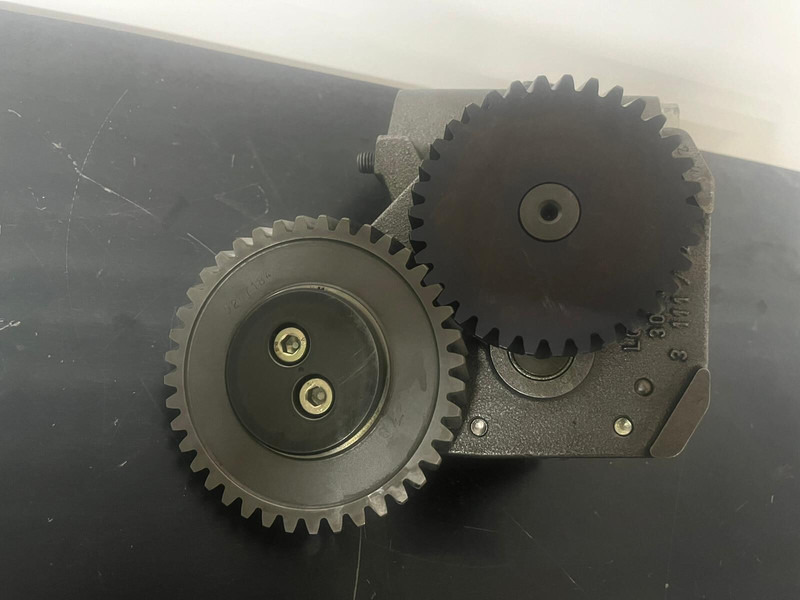 Liebherr P964 , R974 ,R964 - Bomba de aceite: foto 3 Liebherr P964 , R974 ,R964 - Bomba de aceite: foto 3