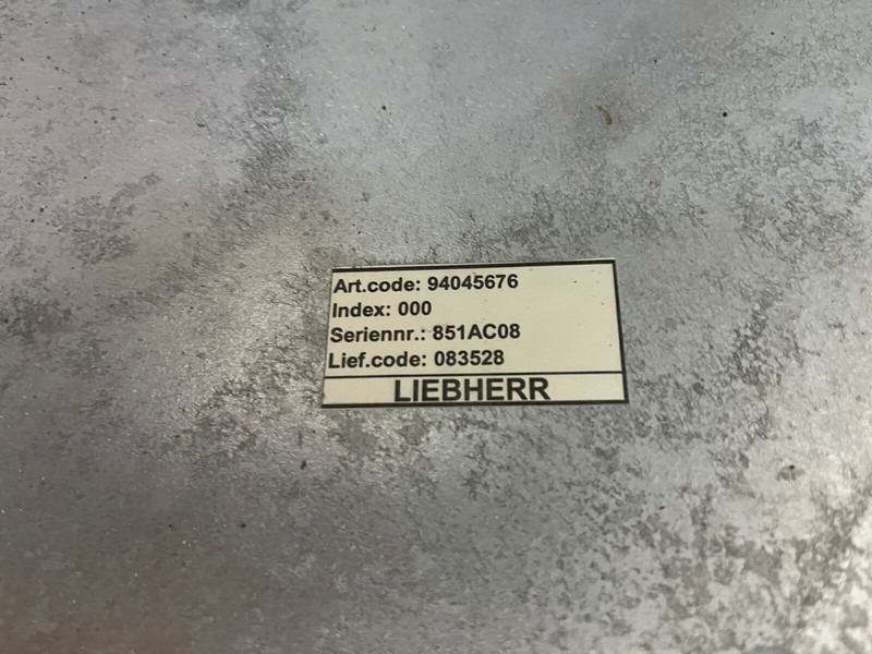 Liebherr - Cabina e interior: foto 4 Liebherr - Cabina e interior: foto 4