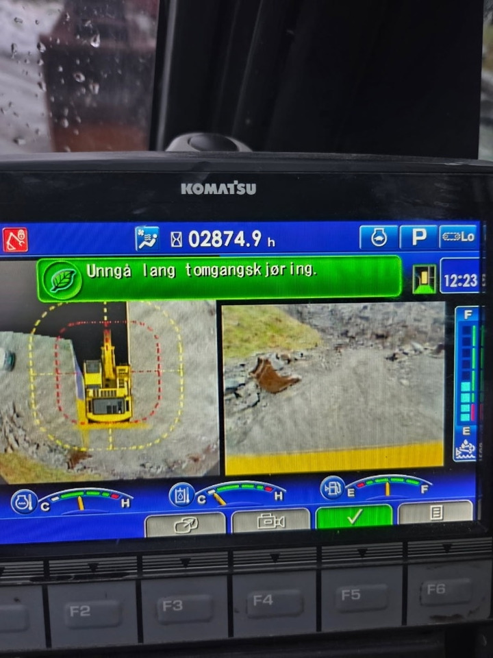 Excavadora de cadenas Komatsu PC210LC-11E0: foto 10