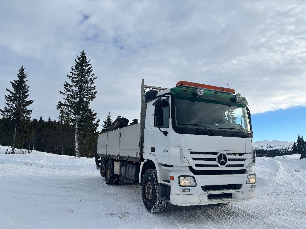 Mercedes-Benz ACTROS 2544 med HIAB 122-E-3 kran 12 tm - Camión grúa: foto 5 Mercedes-Benz ACTROS 2544 med HIAB 122-E-3 kran 12 tm - Camión grúa: foto 5