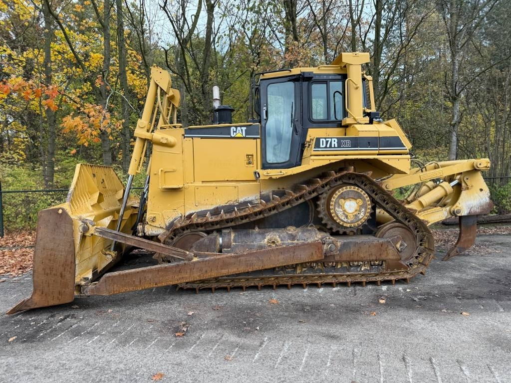 CAT D7R XR CE / LOW HOURS / TOP CONDITION - Bulldozer: foto 2 CAT D7R XR CE / LOW HOURS / TOP CONDITION - Bulldozer: foto 2