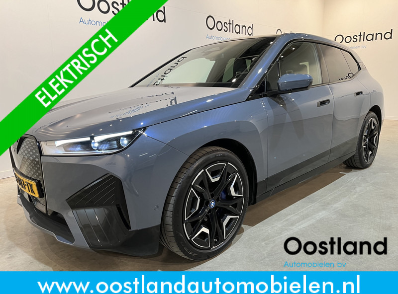BMW iX xDrive40 High Executive 77 kWh / Luchtvering / Pano / Harman Kardon / Trekhaak / Sportpakket / 27.750 KM !! - SUV/ Todoterreno: foto 1 BMW iX xDrive40 High Executive 77 kWh / Luchtvering / Pano / Harman Kardon / Trekhaak / Sportpakket / 27.750 KM !! - SUV/ Todoterreno: foto 1