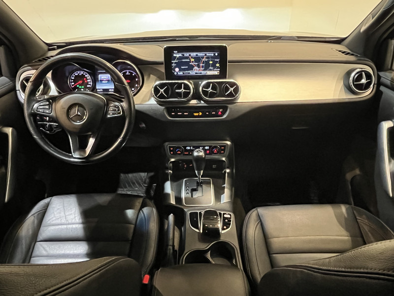 Mercedes-Benz X-Klasse 250 d 4-MATIC DC Dubbel Cabine 4x4 Automaat BE-Trekker / Euro 6 / Trekhaak 3500 KG / Camera 360 / - Cabeza tractora: foto 3 Mercedes-Benz X-Klasse 250 d 4-MATIC DC Dubbel Cabine 4x4 Automaat BE-Trekker / Euro 6 / Trekhaak 3500 KG / Camera 360 / - Cabeza tractora: foto 3