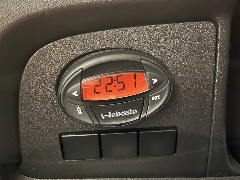 Furgoneta caja abierta Iveco 65C18 3.0 Automaat Open Laadbak / Mobiele Werkplaats / Bott Inrichting / Euro 6 / Airco / Cruise Control / Trekhaak / Camera / 3-Zits / 55.400 KM !! C-Rijbewijs !!: foto 16