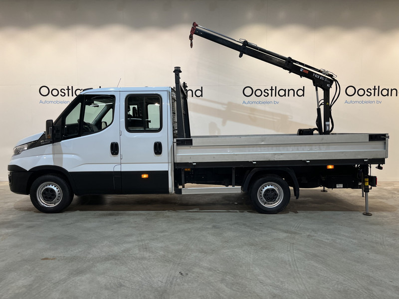 Iveco Daily 35S18D 3.0 375 Automaat Open Laadbak / Hiab Kraan / Euro 6 / Trekhaak 3500 KG / Airco / Camera / Navigatie / 3-Zits / 67.000 KM !! - Furgoneta caja abierta: foto 2 Iveco Daily 35S18D 3.0 375 Automaat Open Laadbak / Hiab Kraan / Euro 6 / Trekhaak 3500 KG / Airco / Camera / Navigatie / 3-Zits / 67.000 KM !! - Furgoneta caja abierta: foto 2