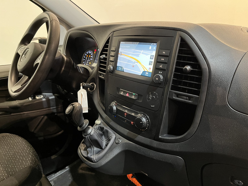 Mercedes-Benz Vito 116 CDI RWD Servicebus / Bott Inrichting / Euro 6 / Schuifdeur L + R / Airco / Cruise Control / Trekhaak / Camera / Navigatie / BPM VRIJ !! - Furgoneta pequeña: foto 3 Mercedes-Benz Vito 116 CDI RWD Servicebus / Bott Inrichting / Euro 6 / Schuifdeur L + R / Airco / Cruise Control / Trekhaak / Camera / Navigatie / BPM VRIJ !! - Furgoneta pequeña: foto 3