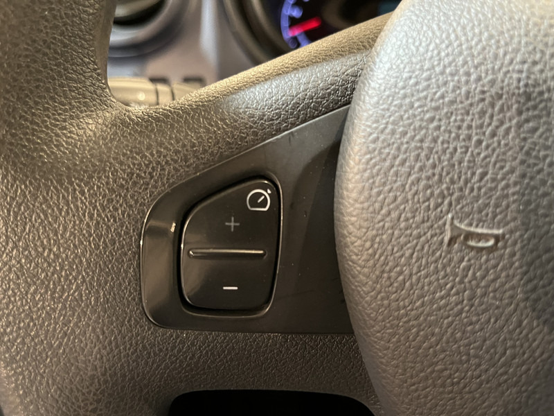 Furgoneta pequeña Opel Vivaro 1.6 CDTI L1H1 Servicebus / Inrichting / Euro 6 / Airco / Cruise Control / 3-Zits: foto 11