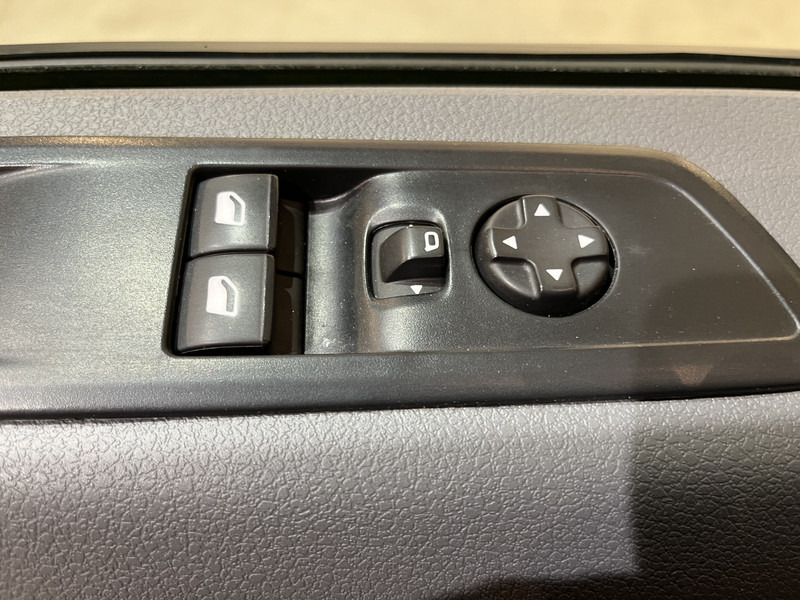 Furgoneta pequeña Opel Vivaro 2.0 CDTI L2H1 Edition 177 PK Automaat Servicebus / Bott Inrichting / Euro 6 / CarPlay / Airco / Cruise Control / PDC / Navigatie / 3-Zits /  / BPM VRIJ !!: foto 15