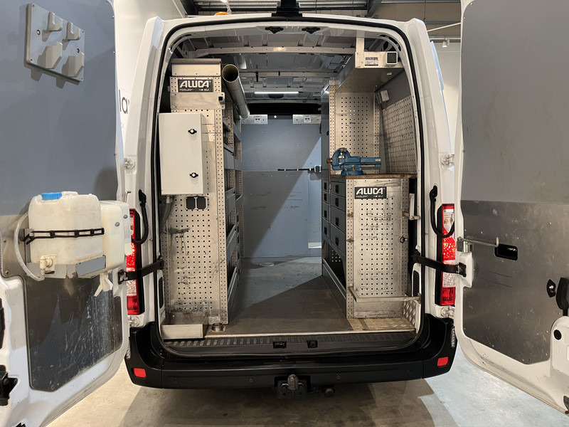 Renault Master 2.3 dCi L2H2 130 PK Servicebus / Aluca Inrichting / Euro 6 / Luchtvering / 220V. / Trekhaak / Airco / Cruise Control / Camera / 90.400 KM !! - Furgón: foto 4 Renault Master 2.3 dCi L2H2 130 PK Servicebus / Aluca Inrichting / Euro 6 / Luchtvering / 220V. / Trekhaak / Airco / Cruise Control / Camera / 90.400 KM !! - Furgón: foto 4