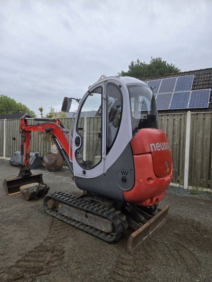 Neuson 1903 RD - Miniexcavadora: foto 2 Neuson 1903 RD - Miniexcavadora: foto 2