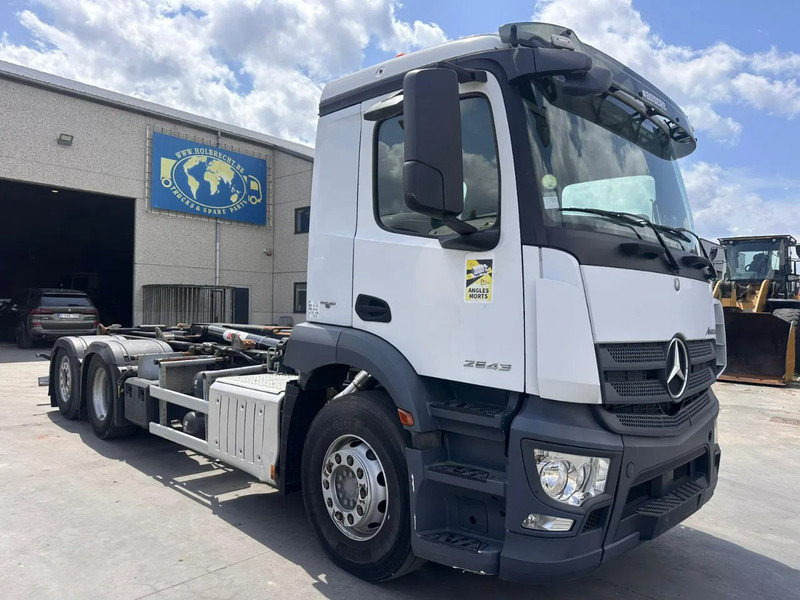 Mercedes-Benz Antos 2543 Hyva - Camión multibasculante: foto 2 Mercedes-Benz Antos 2543 Hyva - Camión multibasculante: foto 2