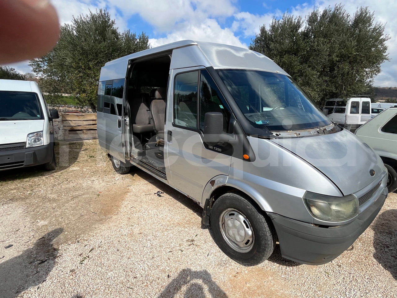 Ford Transit - Autocar: foto 1 Ford Transit - Autocar: foto 1