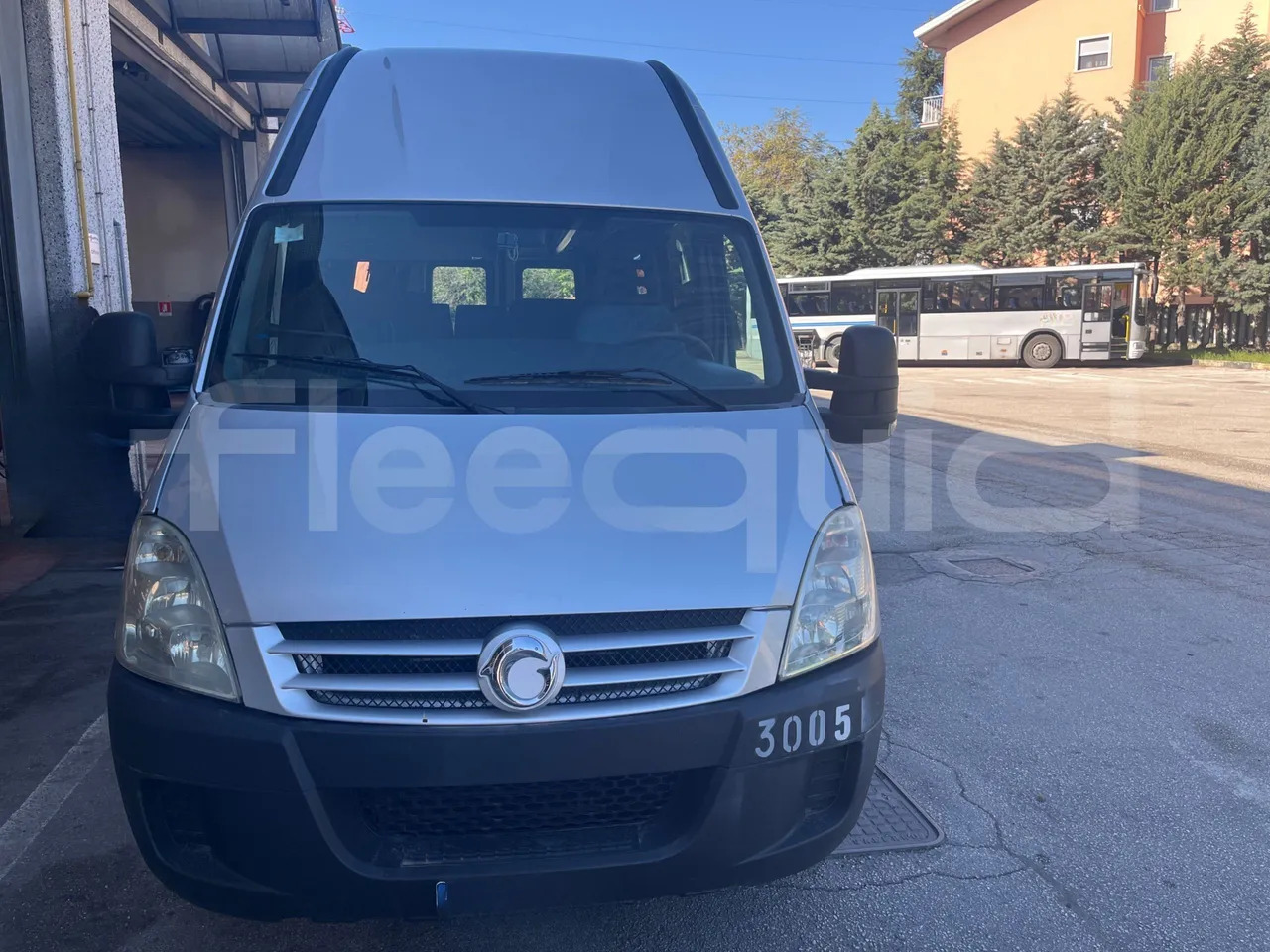 Iveco Daily - Minibús, Furgoneta de pasajeros: foto 2 Iveco Daily - Minibús, Furgoneta de pasajeros: foto 2