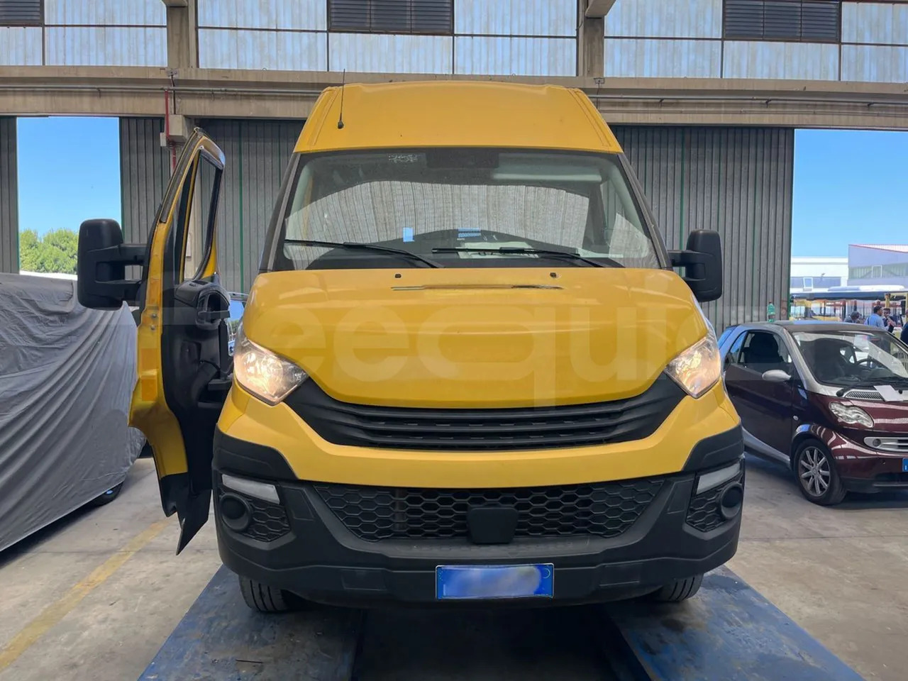 Iveco Daily - Autobús escolar: foto 2 Iveco Daily - Autobús escolar: foto 2