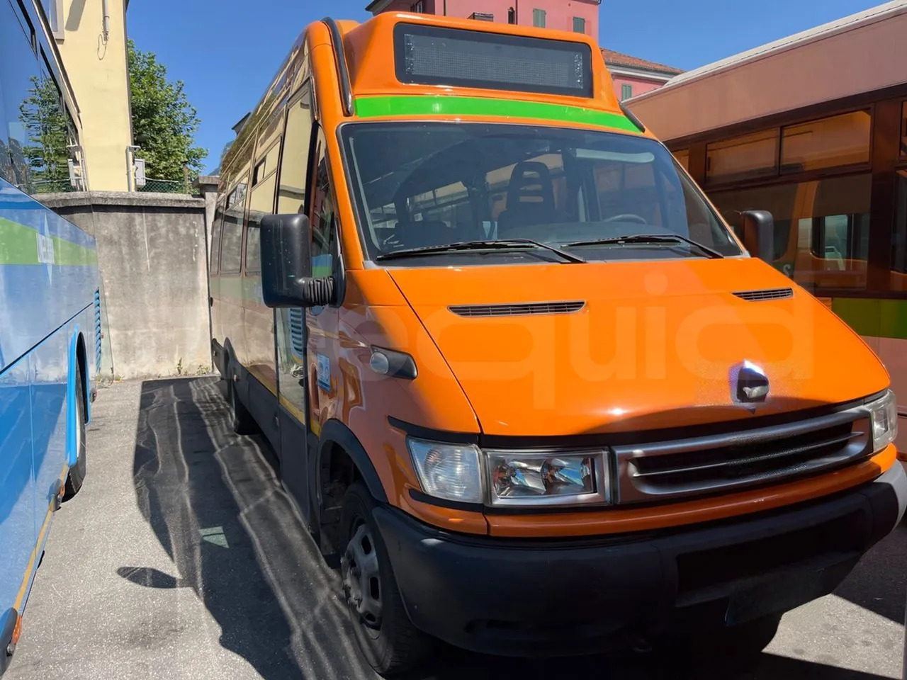 Iveco Daily - Minibús, Furgoneta de pasajeros: foto 2 Iveco Daily - Minibús, Furgoneta de pasajeros: foto 2
