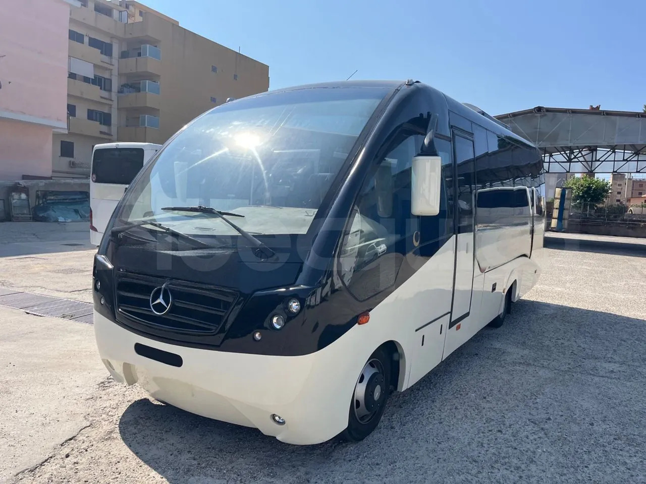 Mercedes-Benz MB 818 S - Autocar: foto 4 Mercedes-Benz MB 818 S - Autocar: foto 4
