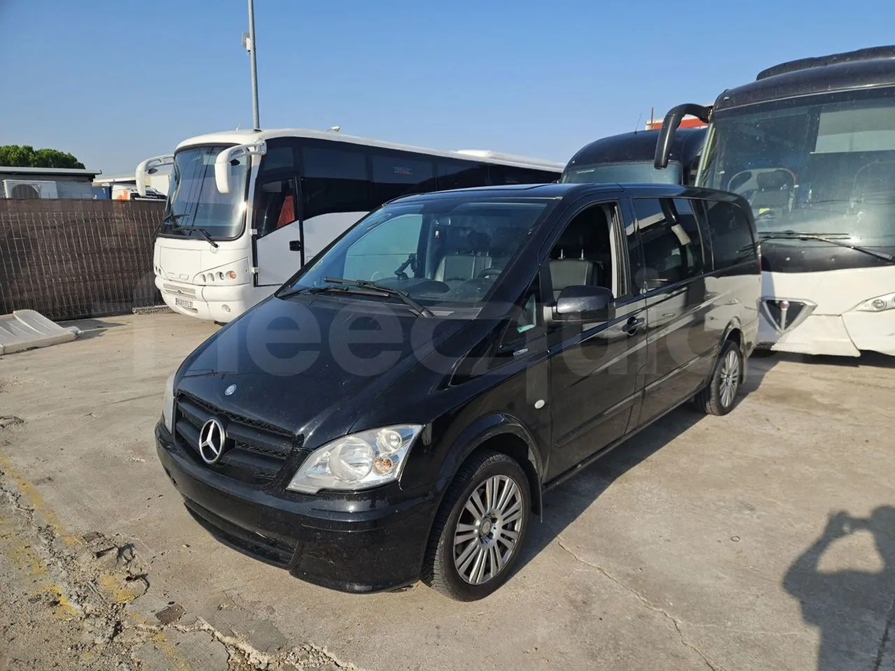 Mercedes-Benz Vito Tourer - Minibús, Furgoneta de pasajeros: foto 4 Mercedes-Benz Vito Tourer - Minibús, Furgoneta de pasajeros: foto 4