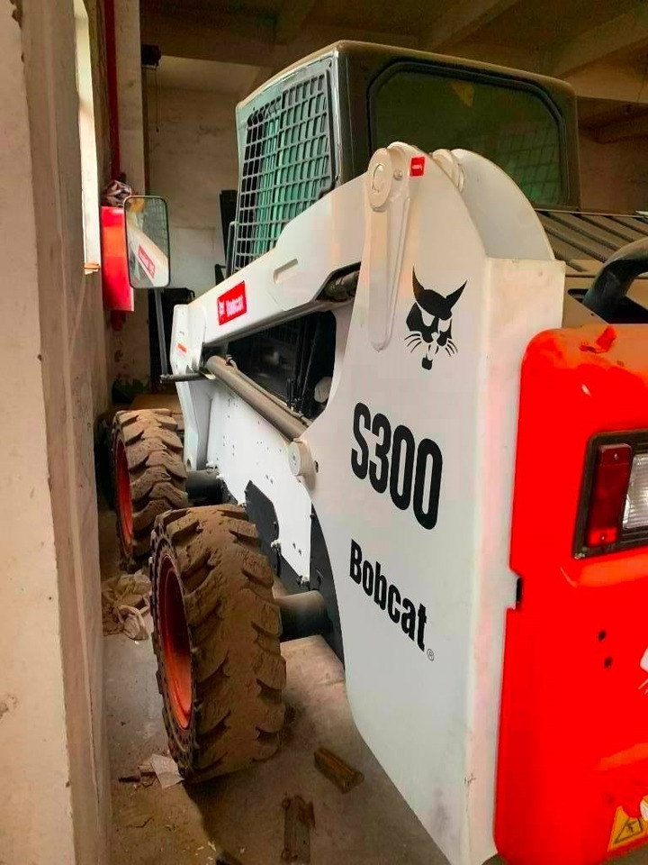 Bobcat S 300 - Minicargadora: foto 4 Bobcat S 300 - Minicargadora: foto 4