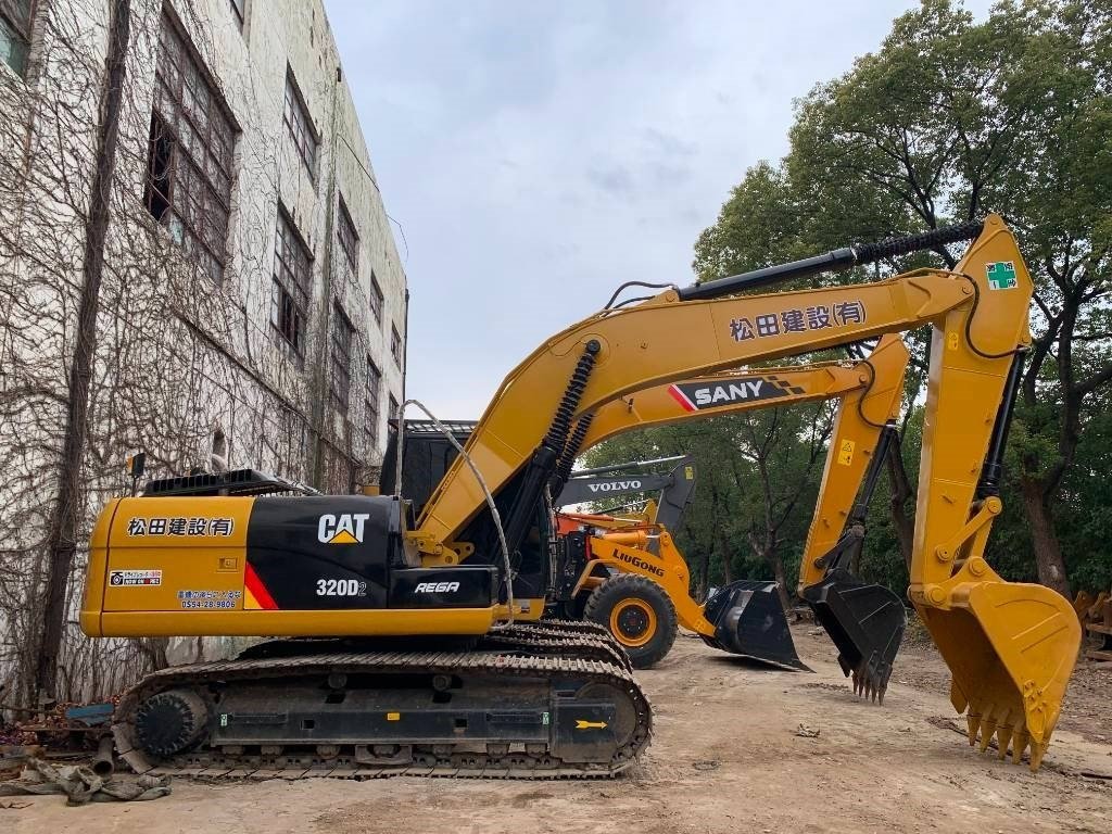CAT 320D2 - Excavadora de cadenas: foto 1 CAT 320D2 - Excavadora de cadenas: foto 1