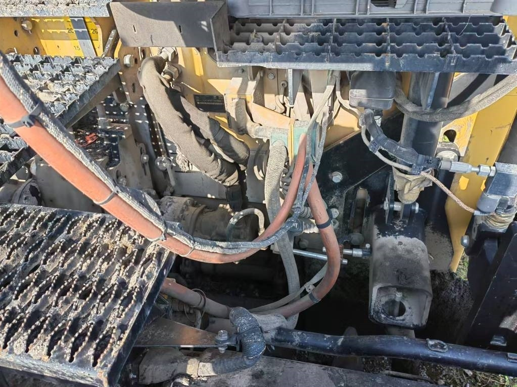 Pavimentadora de asfalto CAT AP655F: foto 10