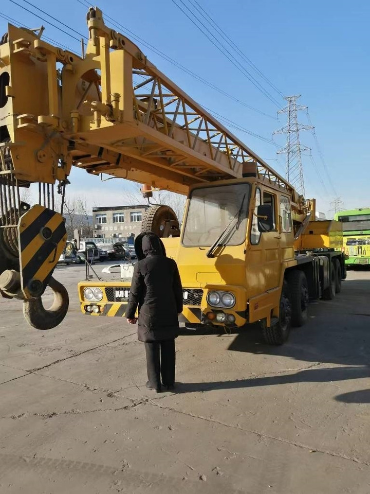 Tadano TL 300 E  - Autogrúa: foto 1 Tadano TL 300 E  - Autogrúa: foto 1