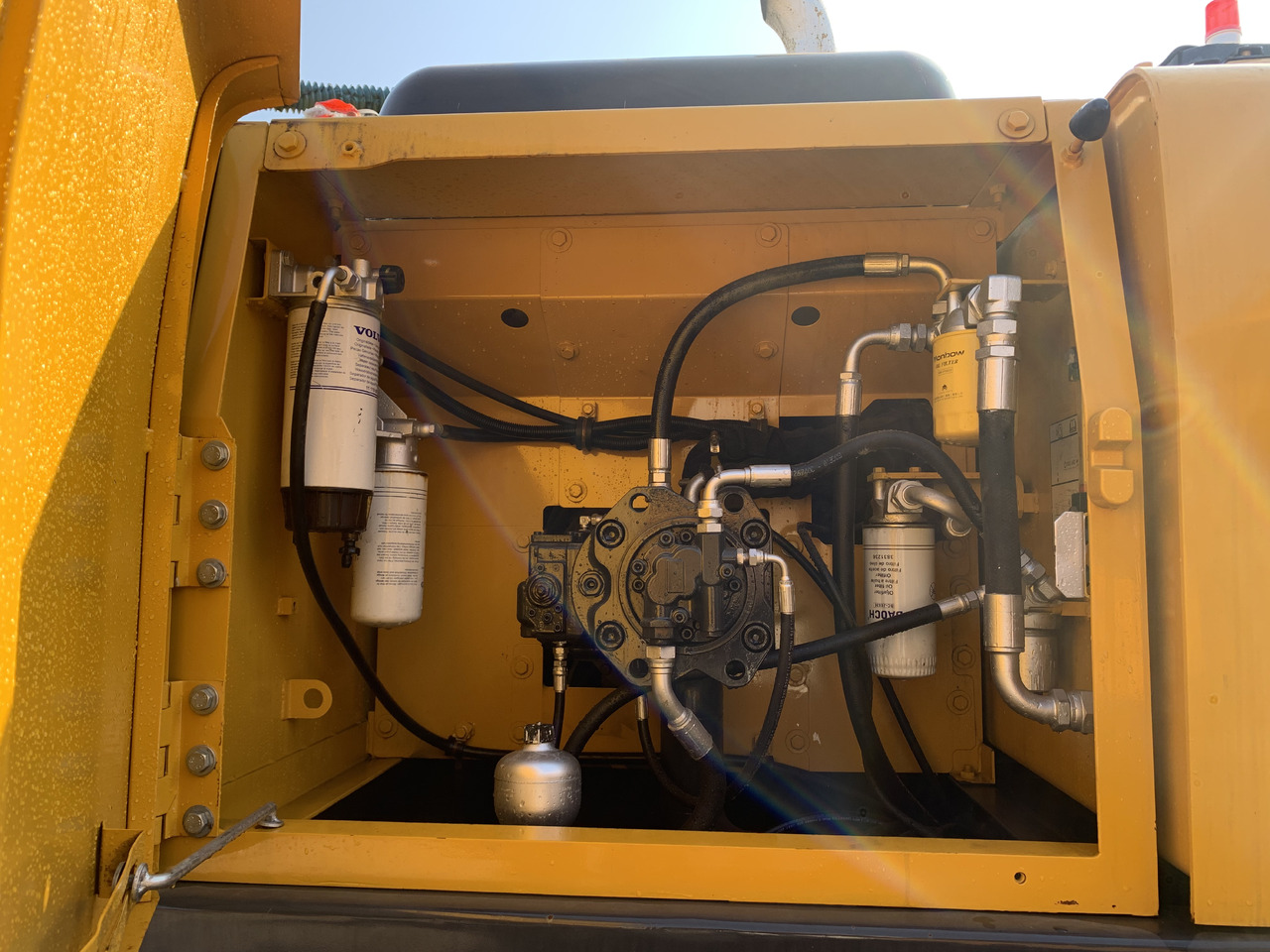 Excavadora de ruedas Volvo EC210D: foto 10