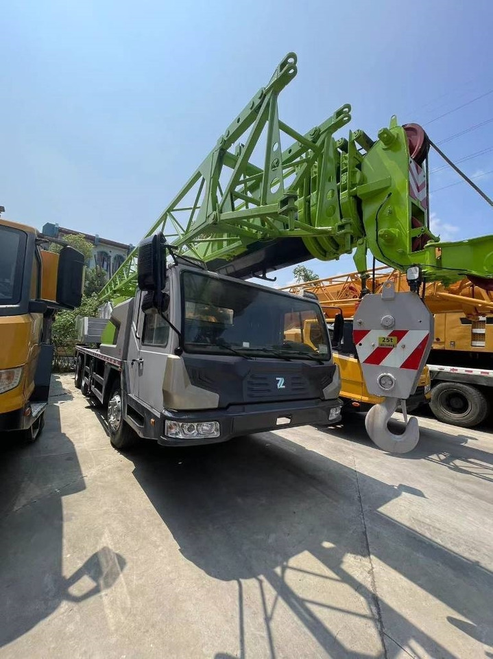 Zoomlion ZTC251V  - Autogrúa: foto 2 Zoomlion ZTC251V  - Autogrúa: foto 2