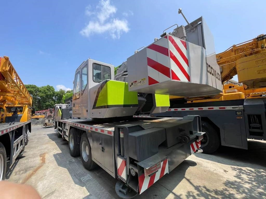 Zoomlion ZTC251V  - Autogrúa: foto 3 Zoomlion ZTC251V  - Autogrúa: foto 3