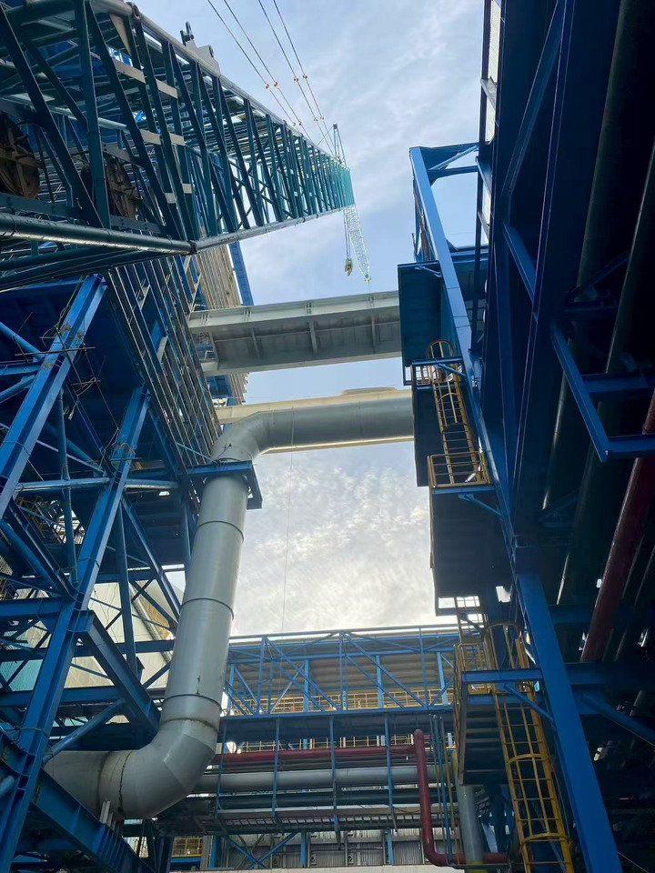 Kobelco 7200 - Grúa sobre orugas: foto 4 Kobelco 7200 - Grúa sobre orugas: foto 4