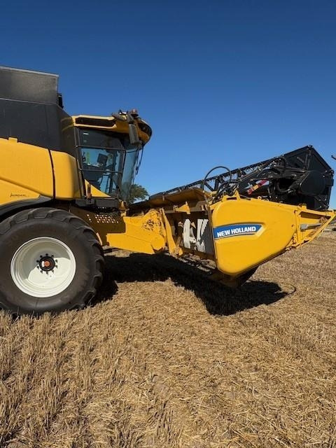 New Holland CX8.70 SLH - Cosechadora de granos: foto 5 New Holland CX8.70 SLH - Cosechadora de granos: foto 5
