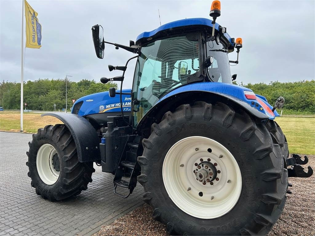 New Holland T7.270AC KEY  - Tractor: foto 4 New Holland T7.270AC KEY  - Tractor: foto 4