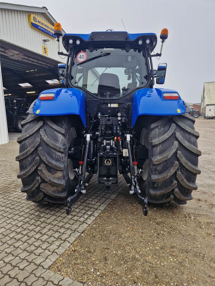 New Holland T7.270AC STAGE V - Tractor: foto 4 New Holland T7.270AC STAGE V - Tractor: foto 4