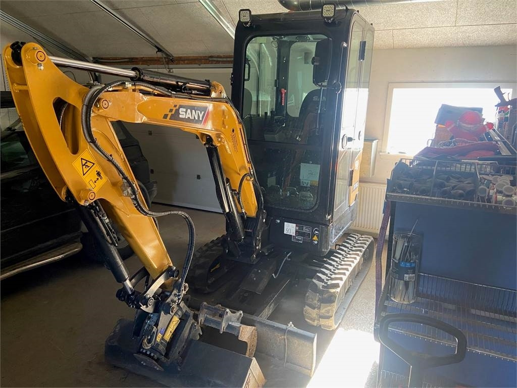 Sany SY18C - Miniexcavadora: foto 1 Sany SY18C - Miniexcavadora: foto 1