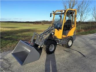 Eurotrac W11 Lav tårn og førerhus - Cargadora articulada: foto 1 Eurotrac W11 Lav tårn og førerhus - Cargadora articulada: foto 1