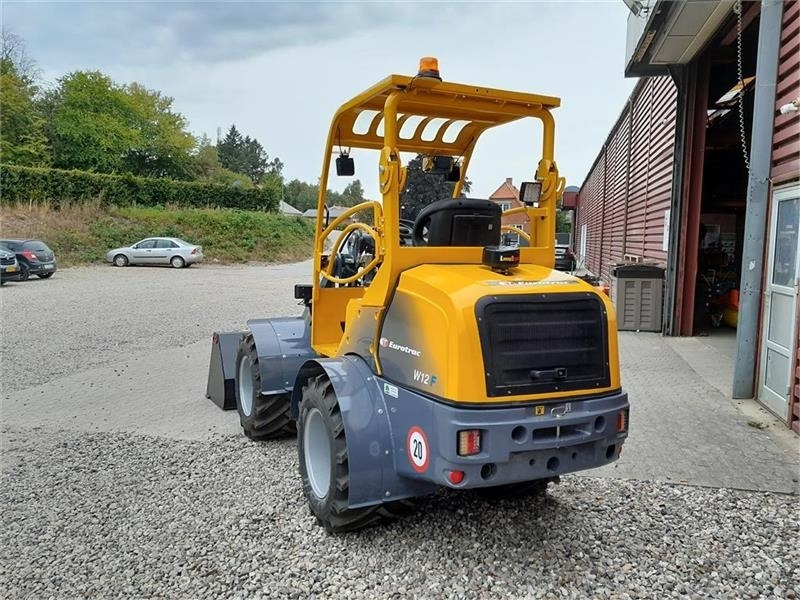 Eurotrac W12 - Cargadora articulada: foto 3 Eurotrac W12 - Cargadora articulada: foto 3