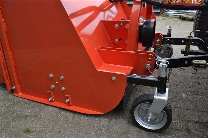 - - - boxer - Implemento para Tractor municipal: foto 4 - - - boxer - Implemento para Tractor municipal: foto 4