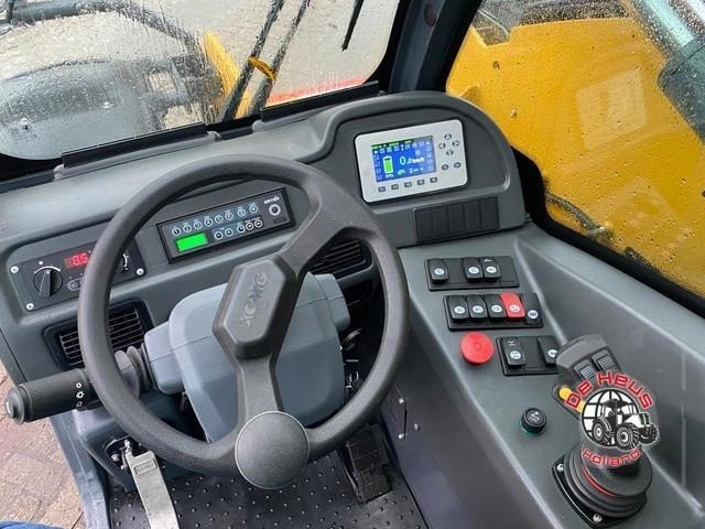 - - - XCMG XC6-2506E - Manipulador telescópico: foto 4 - - - XCMG XC6-2506E - Manipulador telescópico: foto 4