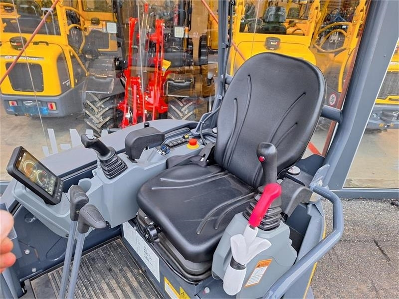 Miniexcavadora XCMG Xe27e U/KABINE: foto 8