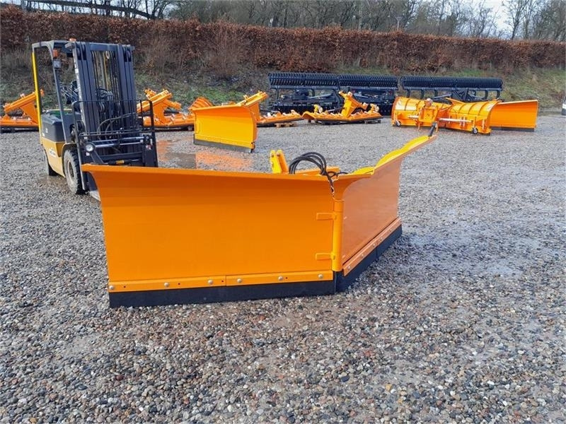 - - - fk machinery 330 - Cuchilla quitanieves para Maquinaria agrícola: foto 2 - - - fk machinery 330 - Cuchilla quitanieves para Maquinaria agrícola: foto 2