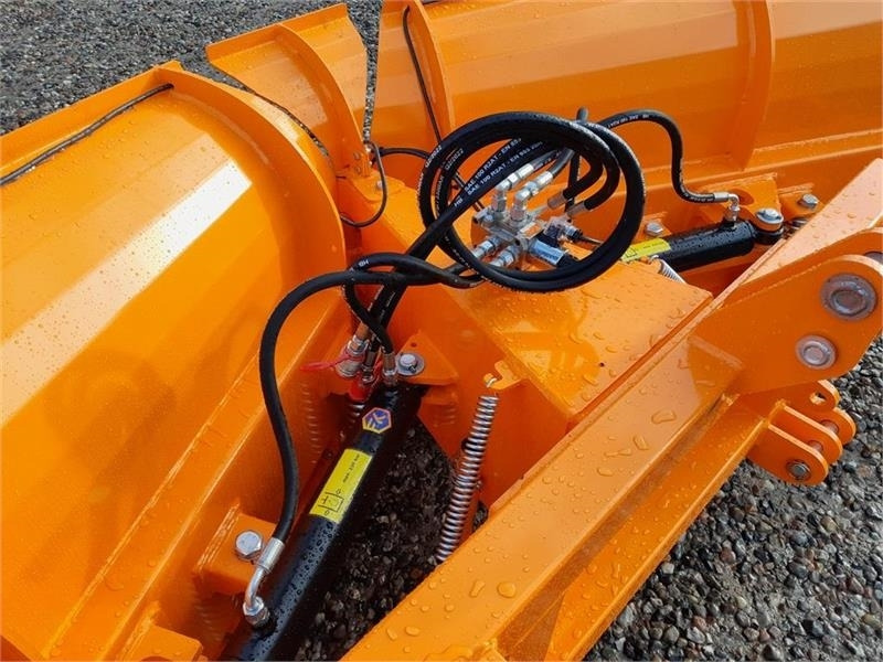 - - - fk machinery 330 - Cuchilla quitanieves para Maquinaria agrícola: foto 5 - - - fk machinery 330 - Cuchilla quitanieves para Maquinaria agrícola: foto 5