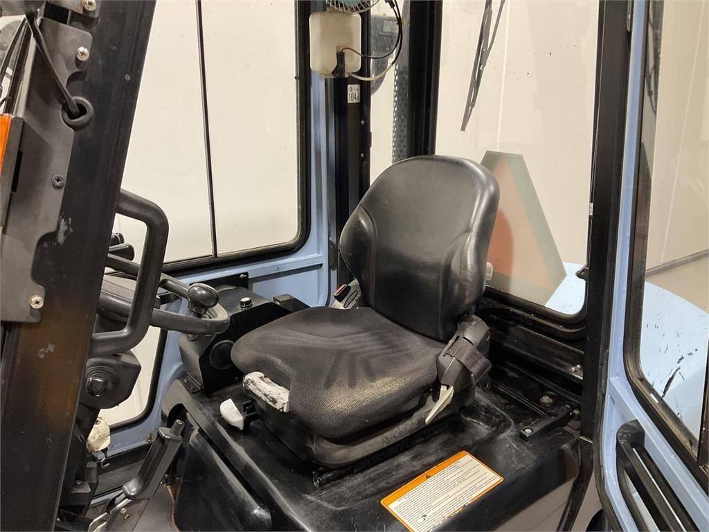 Utilev UT30P  - Carretilla elevadora diésel: foto 5 Utilev UT30P  - Carretilla elevadora diésel: foto 5