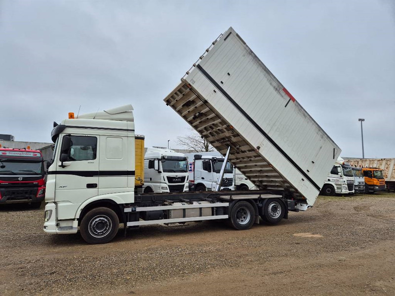 DAF XF 530 6x2 //Volume tipper// - Camión volquete: foto 2 DAF XF 530 6x2 //Volume tipper// - Camión volquete: foto 2