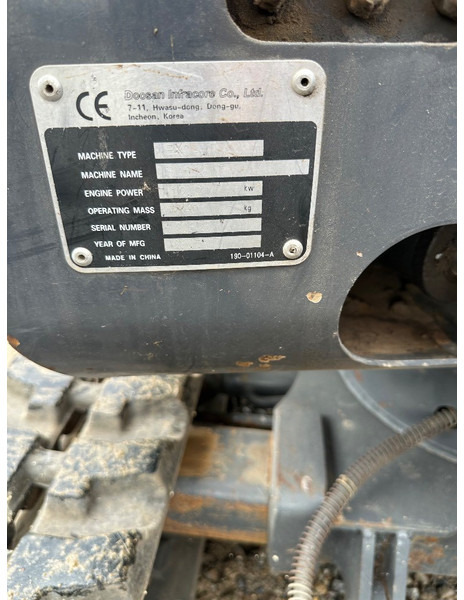Doosan Slo 18 - 1.8T with shovel pack and low hours - Miniexcavadora: foto 5 Doosan Slo 18 - 1.8T with shovel pack and low hours - Miniexcavadora: foto 5