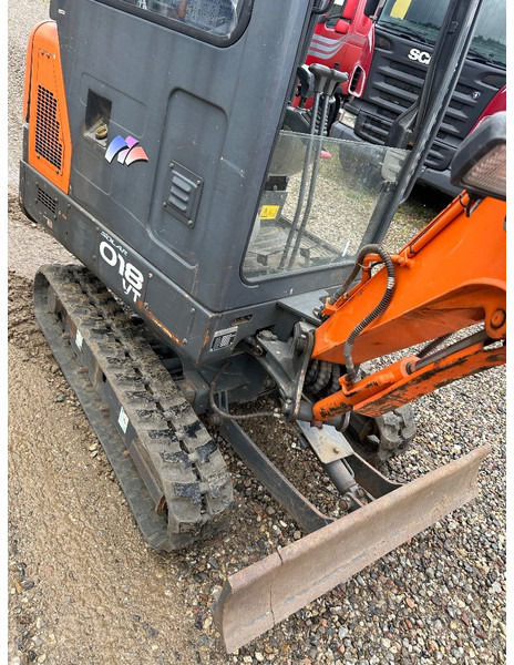 Doosan Slo 18 - 1.8T with shovel pack and low hours - Miniexcavadora: foto 4 Doosan Slo 18 - 1.8T with shovel pack and low hours - Miniexcavadora: foto 4