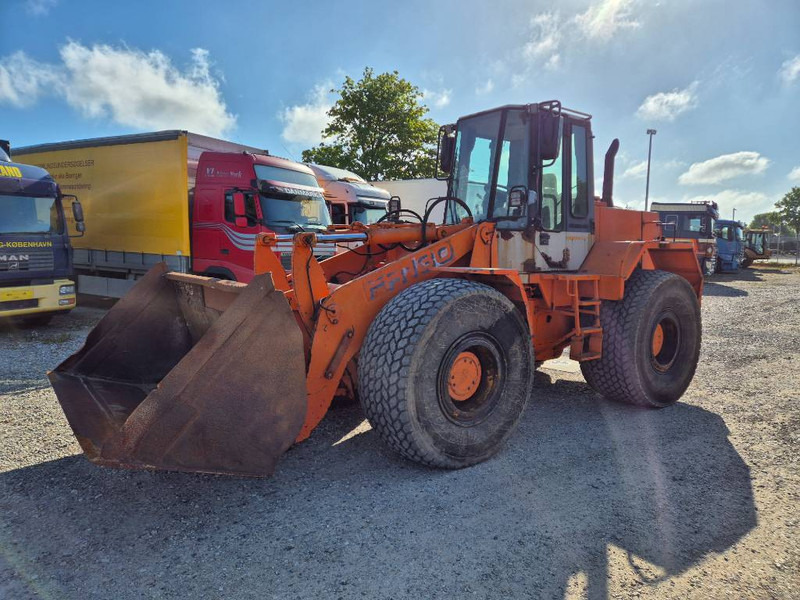 Hitachi FR 130 - Cargadora de ruedas: foto 2 Hitachi FR 130 - Cargadora de ruedas: foto 2