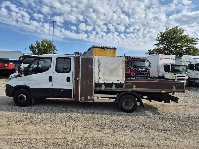 Iveco Daily 70c17 // med lad og presenning - Camión caja abierta: foto 2 Iveco Daily 70c17 // med lad og presenning - Camión caja abierta: foto 2