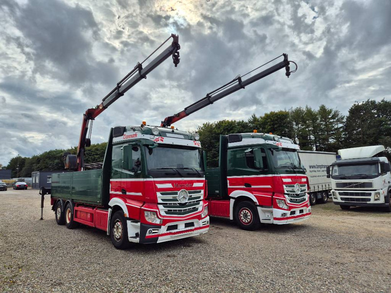 Mercedes-Benz Actros 2551/6x2 // Palfinger 16002 B // 2 x trucks - Camión grúa: foto 1 Mercedes-Benz Actros 2551/6x2 // Palfinger 16002 B // 2 x trucks - Camión grúa: foto 1