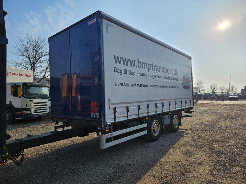 Plandex 2 akslet kærre med overkørsel og lift - Remolque con toldo: foto 5 Plandex 2 akslet kærre med overkørsel og lift - Remolque con toldo: foto 5