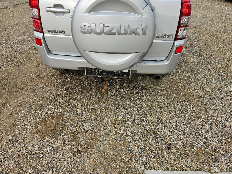 Suzuki Grand Vitara 2,0 GLX aut. Van 5d - Furgoneta caja cerrada: foto 4 Suzuki Grand Vitara 2,0 GLX aut. Van 5d - Furgoneta caja cerrada: foto 4